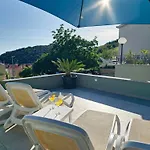 Apartment Tomic 3 Makarska